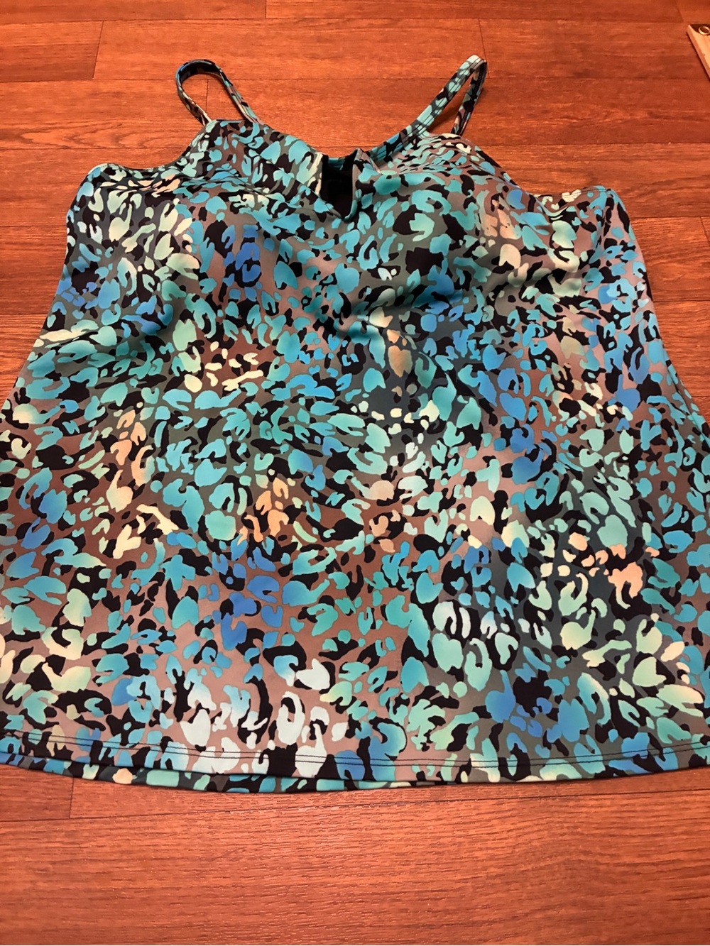 Women’s Multi Color Swimming Top Size 16 St John’s Bay